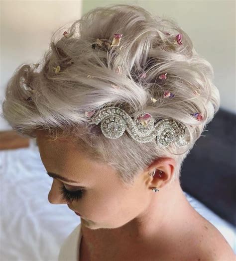 pixie cut wedding hairstyles for very short hair|extremely short pixie cuts.